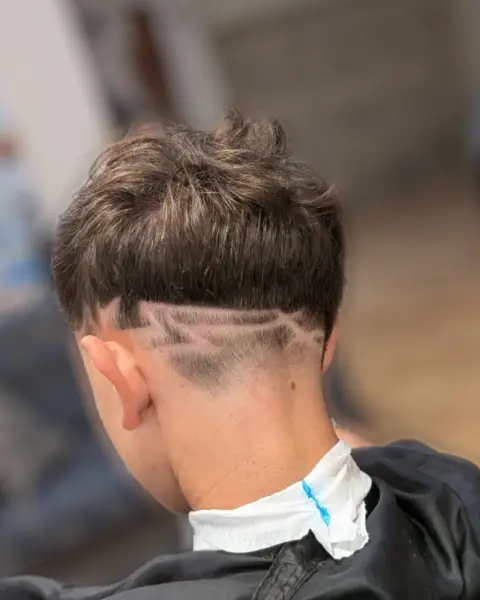 Disegni e hair tattoo dal barbiere